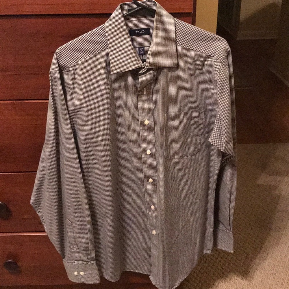 Izod slim fit button down.